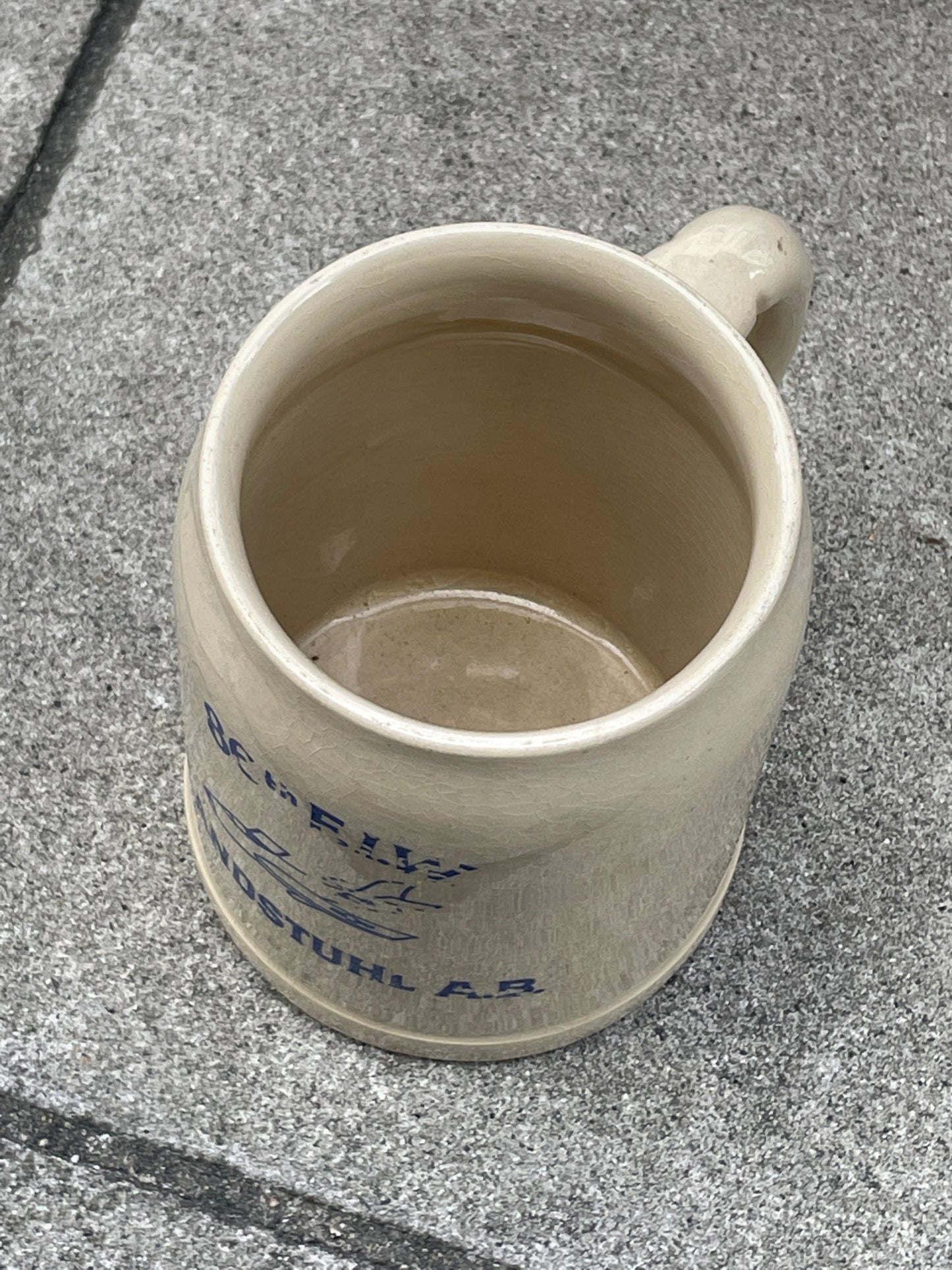 Air plain mug